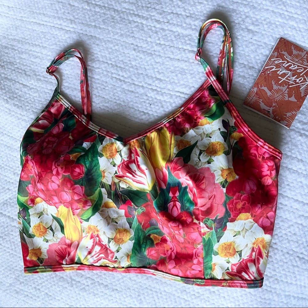 Kortni Jeane V'd Crop Top Tulips